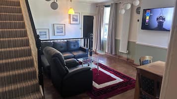 Apartment | Living area