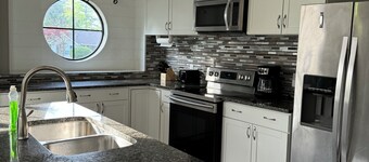 The Sapphire Retreat! Great for MCRD Parris Island and Family-Friendly