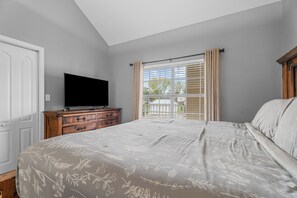 3 chambres, fer et planche à repasser, accès au Wi-Fi (inclus)