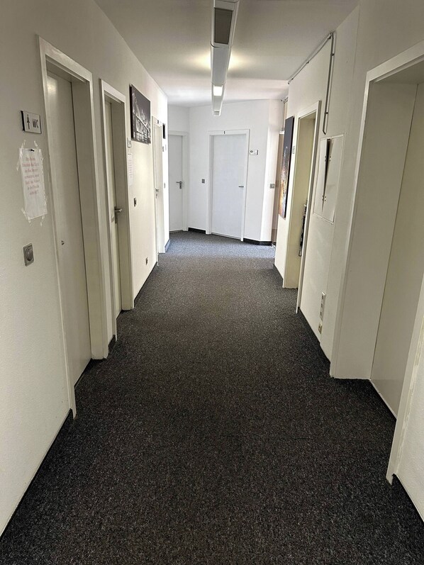 Interior - Large Accommodation for up to 18 People Near Halle & Leipzig With Pool Table (Landsberg)