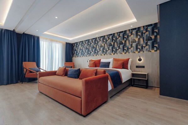 Minibar, blackout drapes, soundproofing, iron/ironing board