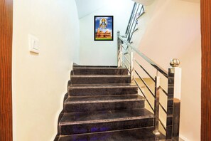 Living area - Hotel Shree Radha Rani Palace (Faizabad)
