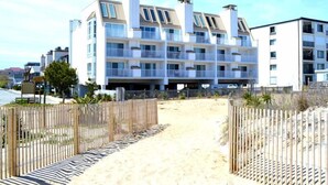Exterior - Oceanfront One Bedroom Condo (Ocean City)