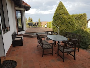 Villa | Outdoor dining - Spacious Villa With Private Pool (Ballenstedt)