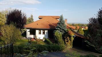Villa | Exterior