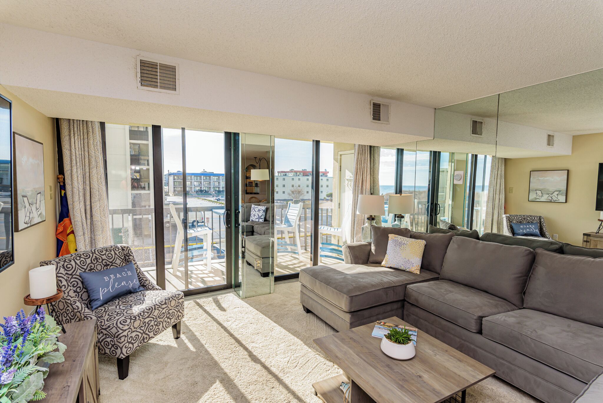 Smart TV, table tennis