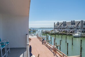 Property grounds - Mariners Wharf - 12th St and bayside, 2 br/ 2 baths (Ocean City)