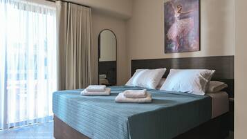 City Suite, 1 Queen Bed, City View | 1 bedroom, premium bedding, iron/ironing board, free WiFi
