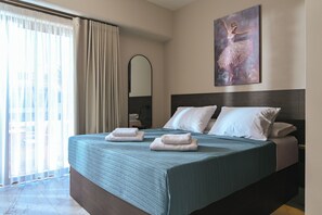 都會套房, 1 張加大雙人床, 城市景 | 1 間睡房、高級寢具、熨斗/熨衫板、免費 Wi-Fi