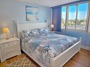 2 bedrooms, internet - Oceanfront 3rd Floor Condo with Pool just steps from the Atlantic Ocean! Quay #301 (Ocean City)