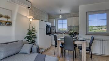 Appartement Standard, plusieurs chambres (Neda Apartment In Krasno Among) | Coin séjour