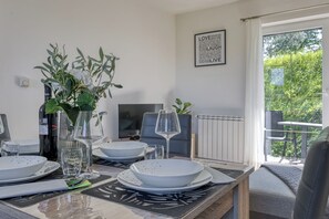 标准公寓, 2 间卧室 (Neda Apartment In Krasno Among) | 餐厅