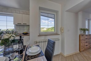 Departamento estándar, varias habitaciones (Neda Apartment In Krasno Among) | Vista desde la habitación