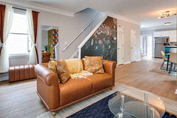 Interior - 2 Mi to Dtwn: Family-friendly Atlanta Retreat! (Atlanta)