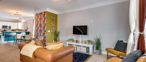 House (3 Bedrooms) | Front of property