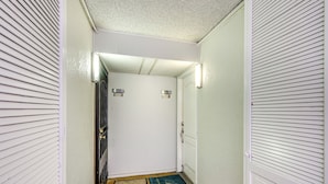 Unclassified image, 5 of 26, button