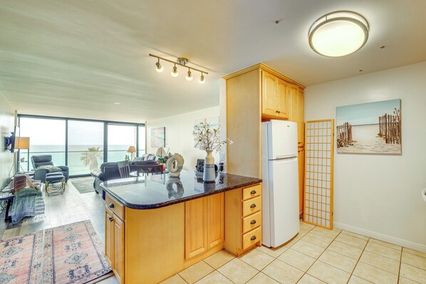 Apartment (1 Bedroom) | Interior - Oceanfront San Diego Getaway: Steps to Beach! (San Diego)