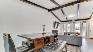 Interior - 9 Mi to Downtown Orlando: Wfh-friendly Retreat (Winter Park)