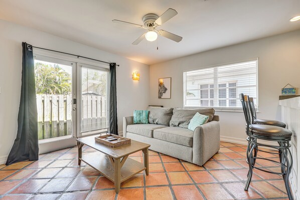 Interior - < 1 Mi to Las Olas Boulevard: Cozy Retreat w/ Yard (Fort Lauderdale)