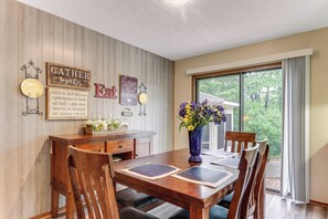 House (2 Bedrooms) | Interior - Holiday Island Family Home on 13th Green! (Eureka Springs)