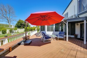 Interior - Lake Carmel Access: Waterfront Home w/ Deck! (Carmel)