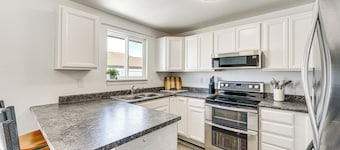 Updated Family Home w/ Fenced Yard in Yakima!