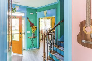 House (2 Bedrooms) | Interior - Island Vibes: Home w/ Fire Pit in Murfreesboro! (Murfreesboro)