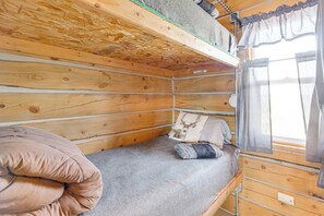 House (1 Bedroom) | Interior