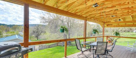 Apartment (2 Bedrooms) | Front of property