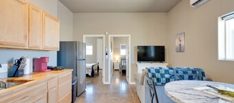 Walk to Wineries: Elgin Wine Country Retreat!