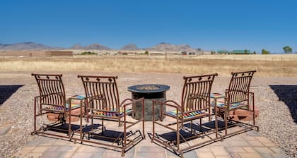 Walk to Wineries: Elgin Wine Country Retreat!