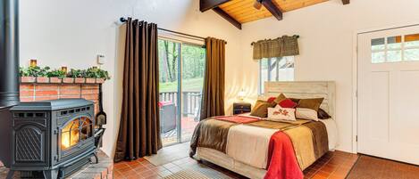 Apartment (0 Bedroom) | Interior