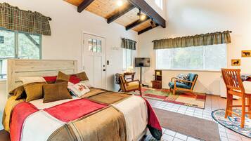 Apartment (0 Bedroom) | Interior