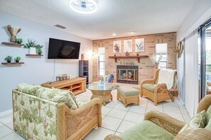 House (5 Bedrooms) | Interior