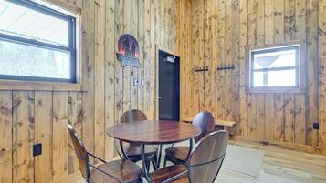 House (1 Bedroom) | Interior