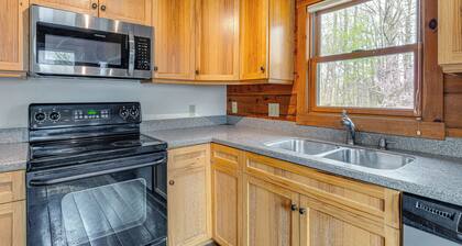 8 Mi to IU: Cabin w/ Reading Nook, Fire Pit & Yard