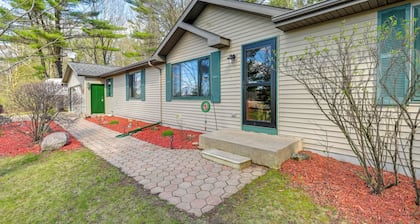 Furnished Deck w/ Forested Views: Manawa Home!