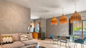 Apartment | 2 bedrooms, high-speed internet - Best Spot on 5th Ave - 2BR With King Beds Style (Playa del Carmen)