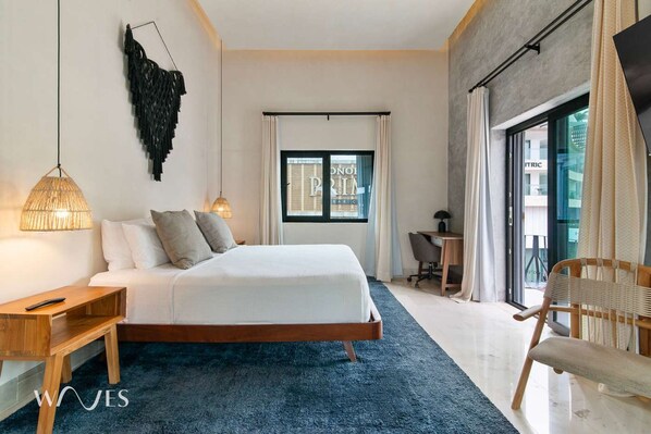 4 bedrooms, Internet - Prime 5th Ave Stay - 4BR With King Beds City Views (Playa del Carmen)