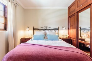 1 bedroom, iron/ironing board, travel crib, free WiFi