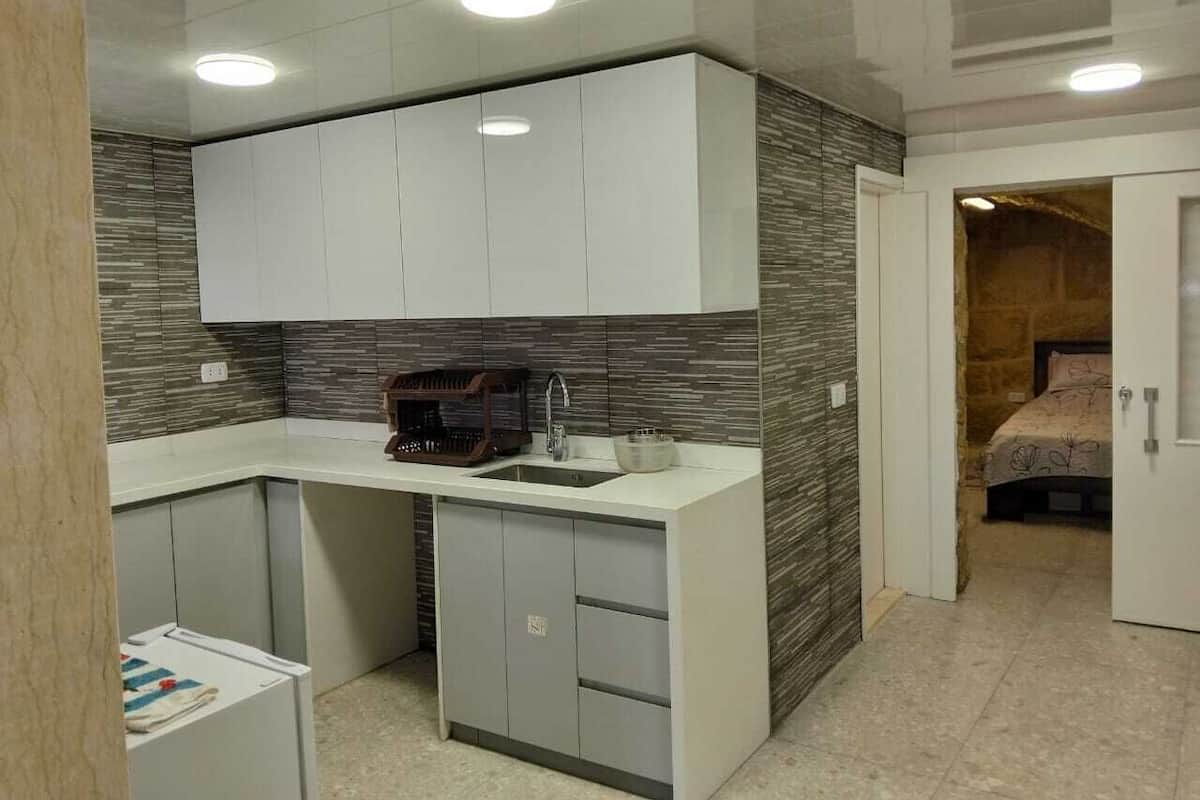 Chalet Confort | Cuisine privée | Grand réfrigérateur, four, plaque de cuisson, mixeur