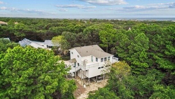 Unclassified image, 1 of 38, button - Spacious 3BR/3BA Beach House on Quiet Wooded Lot – Minutes from the Ocean (Kitty Hawk)
