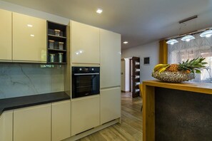 Fridge, microwave, oven, dishwasher