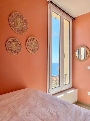 1 bedroom, iron/ironing board, travel cot, WiFi