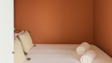1 bedroom, iron/ironing board, travel crib, WiFi