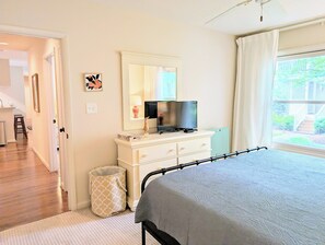 3 bedrooms, iron/ironing board, WiFi - Coastal 3BR Sea Colony Condo – Walk to Pools, Tennis & Beach Tram (Bethany Beach)
