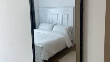 1 bedroom, in-room safe, desk, free WiFi