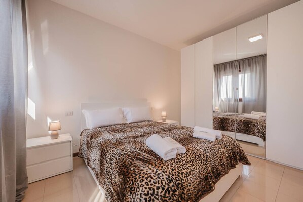 1 bedroom, WiFi, bed sheets, wheelchair access