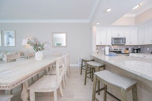 Condo, 3 Bedrooms | Private kitchen