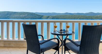 Comfortable Four-Bedroom Apartment